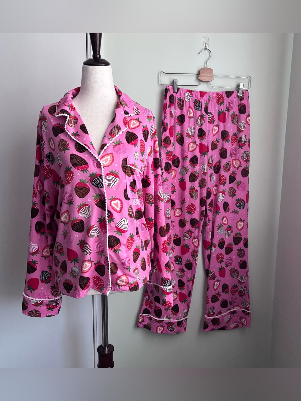 Beauty sleep social Kohl's Pink Chocolate-Dipped Strawberry Kids Pajama Set XS